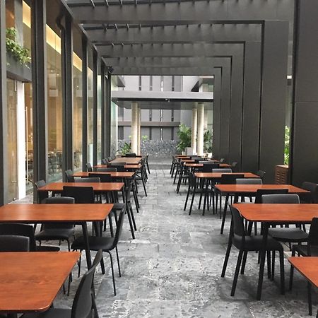 Balcony Seaside Sriracha Hotel & Serviced Apartments Si Racha Exterior photo